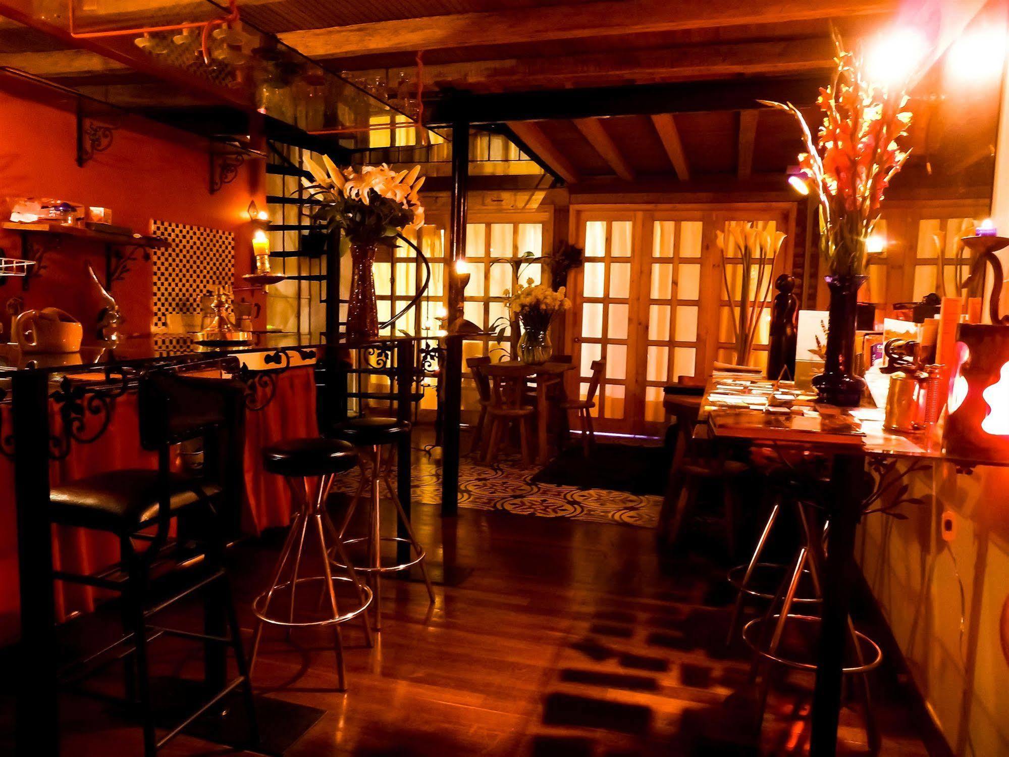Bed&Breakfast Chorro De Quevedo Богота Экстерьер фото
